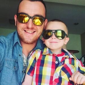 Meet your Posher, Damien